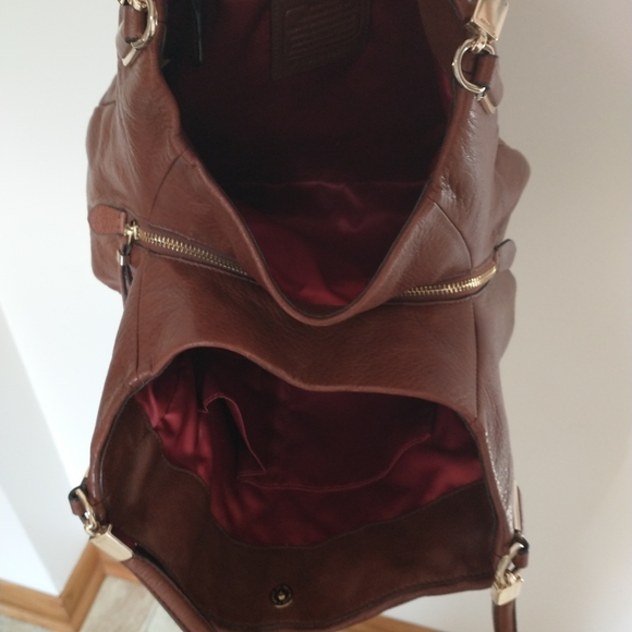 Coach leather purse - Picture 5 of 5